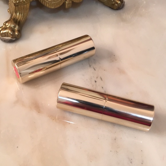 BECCA Ultimate Lipstick Love. Flame Warm Orange Red. Garnet Cool Reach Red. - Picture 6 of 8